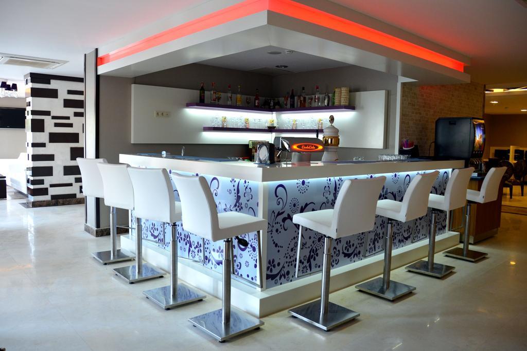 Holiday City Hotel (Adults Only) Side Exteriér fotografie