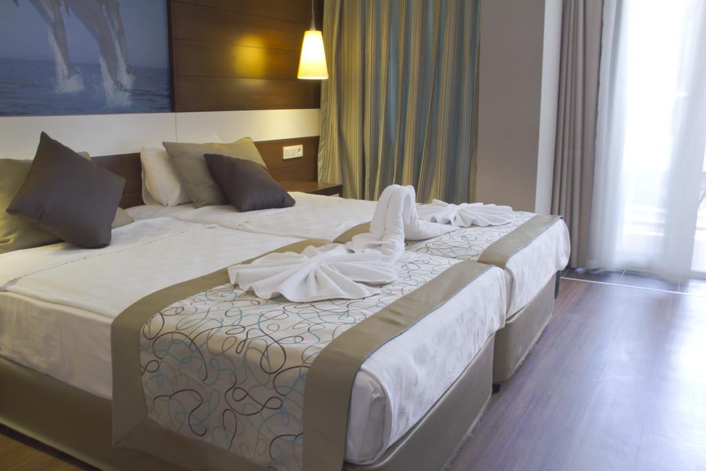 Holiday City Hotel (Adults Only) Side Exteriér fotografie